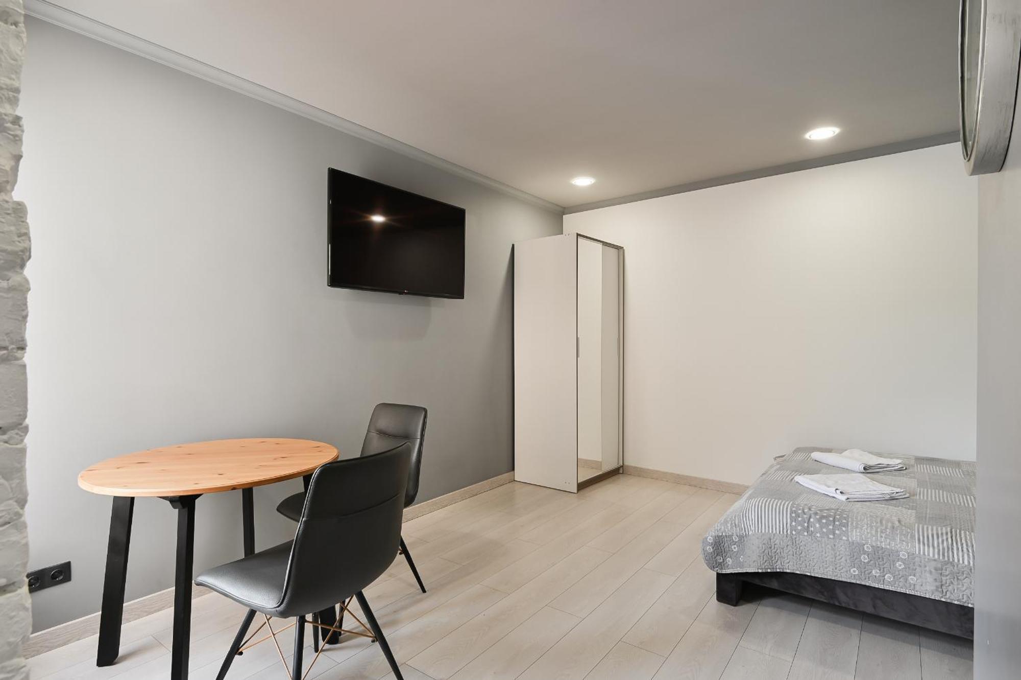 Loft Design Studio Apartment & Free Parking Riga Exteriör bild